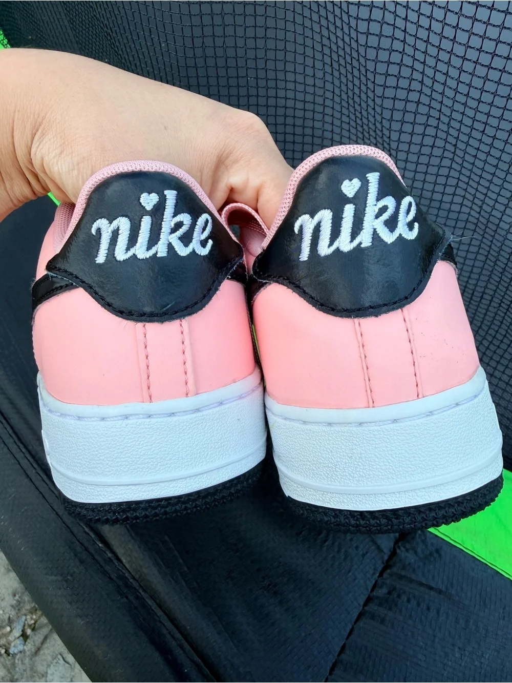 Nike Air Force One Low GS Valentine's Day Coral  BQ6980-600 Size 6.5Y
